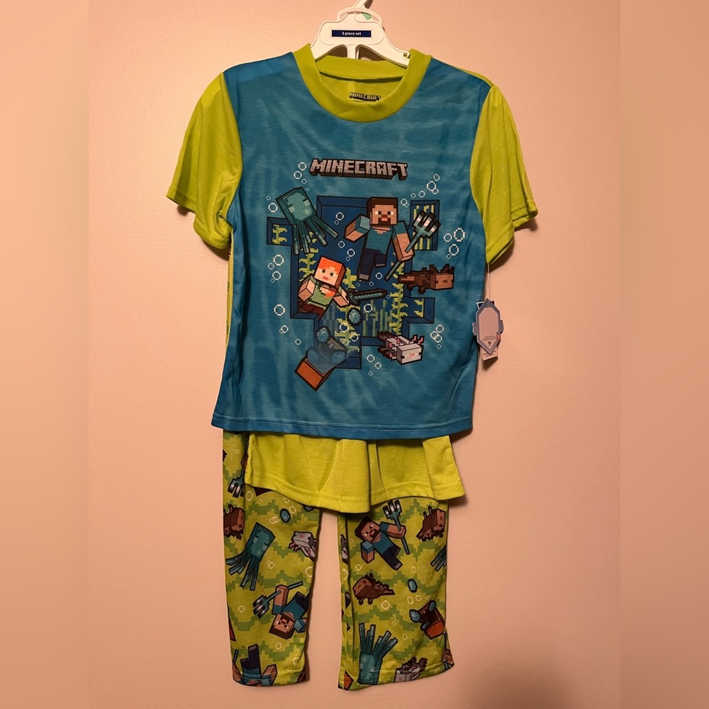 Minecraft Pajama Set BNWT